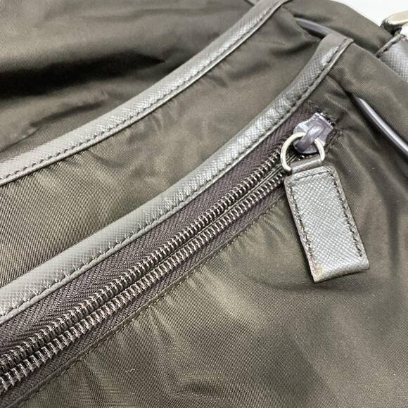 PRADA Shoulder Bag V166 - Picture 10 of 11